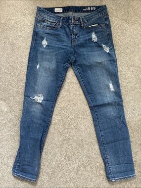 GAP Distressed Dark Blue Skinny Jeans
